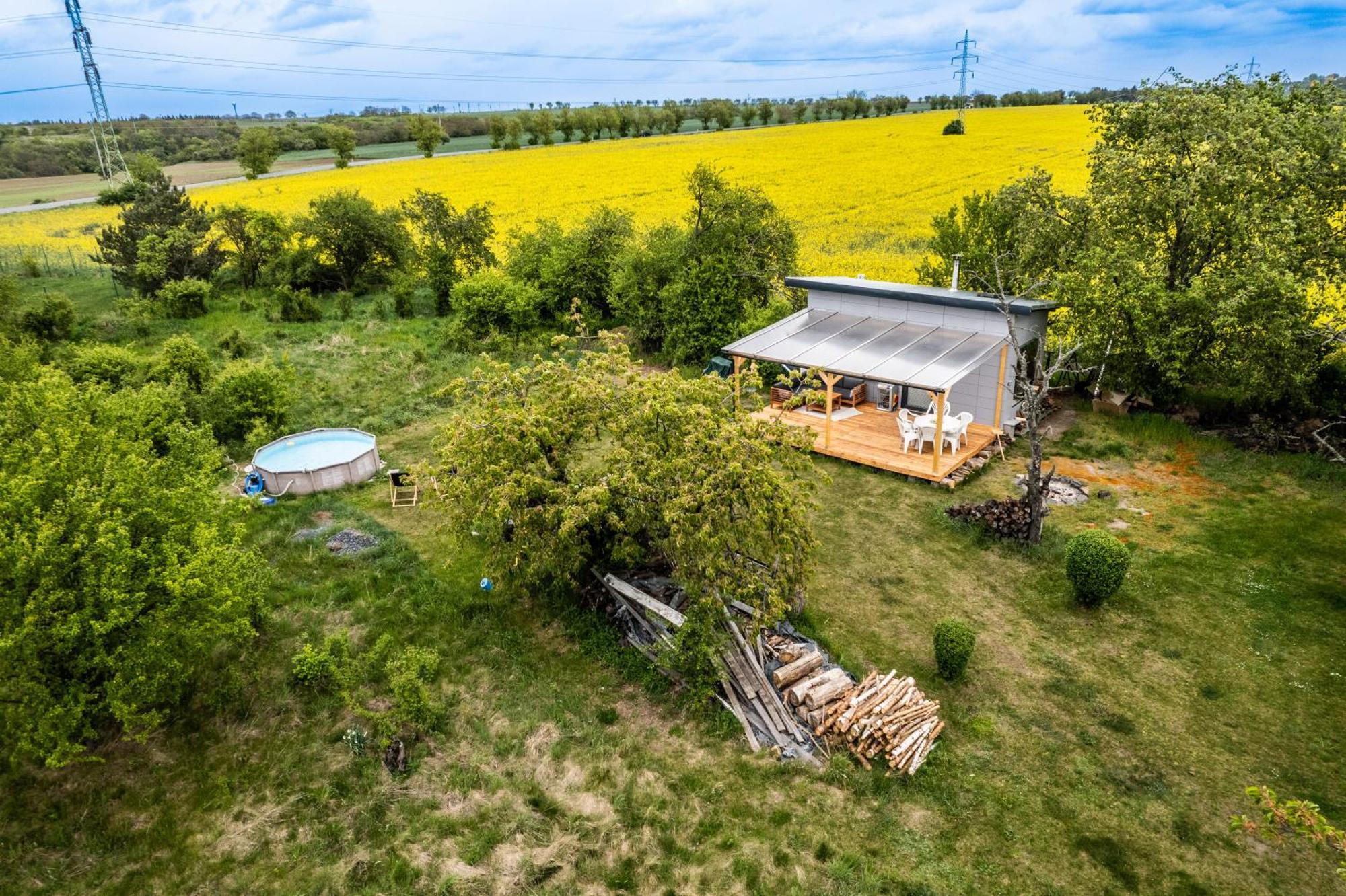 Tiny House - Chatka V Rezi U Prahy Husinec  Exterior photo